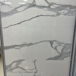 Pavimento Imitación Marmol Callacatta Blanco con Veta Gris - Duero Silk-Azulejo Imitación Marmol-Mis Azulejos 