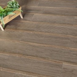 Deck Marrón C3 Suelo Imitación Madera Antideslizante-Azulejo Imitación Madera-Mis Azulejos 